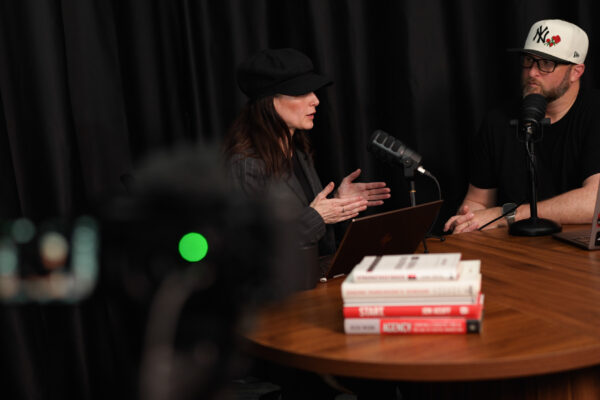 Stills.00_09_55_27.Still007 Stills.00_09_55_27.Still007